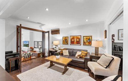 For Lease - 24 Mann Avenue, Toronto, Ontario - Photo 5