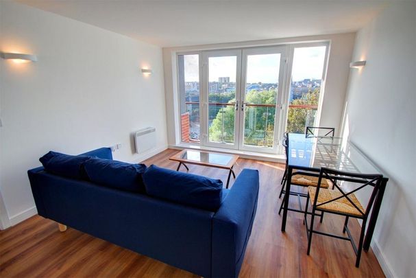 2 bedroom apartment to rent - Photo 1