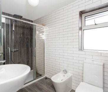 4 bedroom detached house to rent - Photo 5