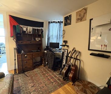 355 Elgin Street - E - Photo 3