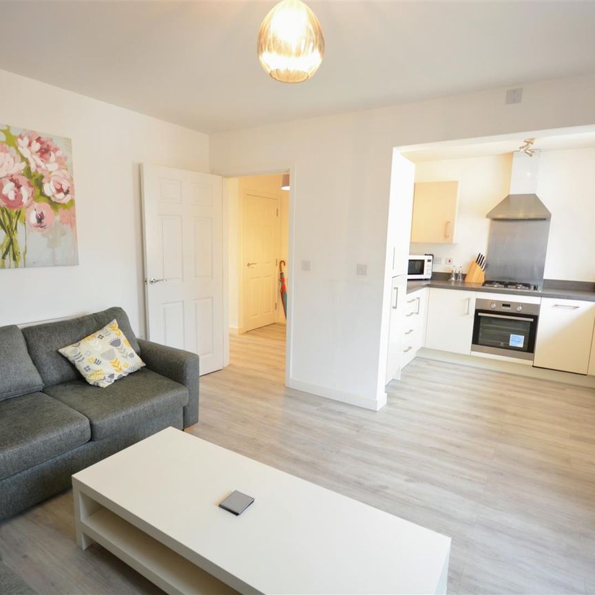 Winter Close, Epsom, London, KT17 1AN - Photo 1