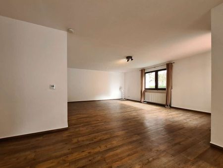 Landstuhl - 4 Zimmer, 2 Bäder, Balkon, Stellplatz, Abstellraum - Foto 3