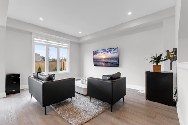 For Lease - 4552 Portage Road Unit# 110, Niagara Falls, Ontario - Photo 1