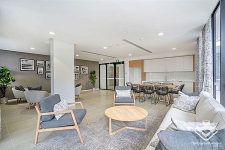 THE JEFFERSON - FANTASTIC OCEAN VIEWS - Photo 3