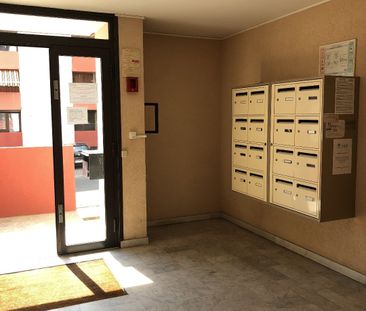 Location Appartement 1 pièce 35m² BEZIERS 34500 - Photo 5