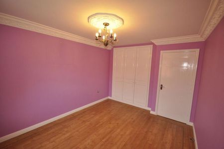 4 bedroom detached house to rent - Photo 5