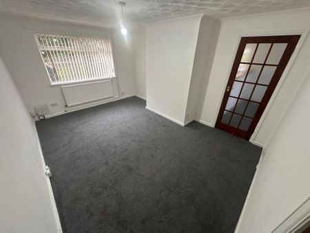 2 bedroom semi-detached house to rent - Photo 4