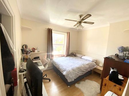 5 bedroom house to rent - Photo 4