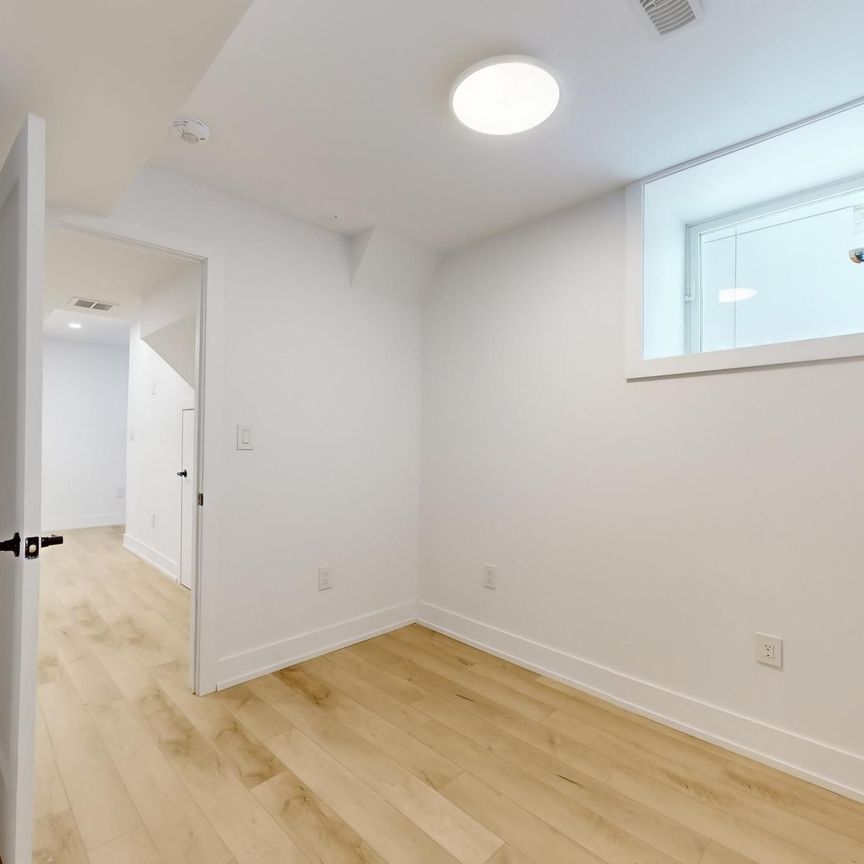 For Lease - 243 Windermere Avenue Unit# Lower, Toronto, Ontario - Photo 1