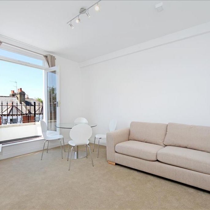 1 bedroom flat to rent - Photo 1