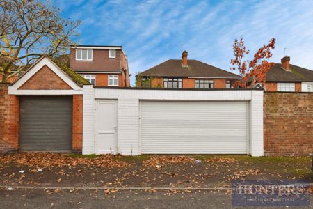 3 bedroom House To Let - Photo 2