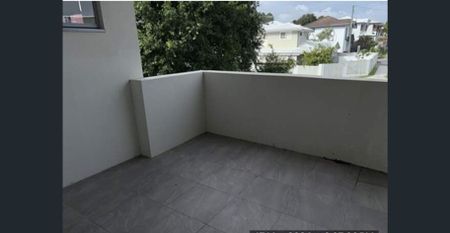 CHERMSIDE 2 BEDROOM UNIT - Photo 5