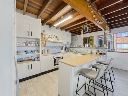 Waterfront Unit in Sought after Location! - Photo 5