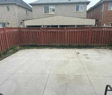 For Lease - 74 Pauline Crescent, Brampton, Ontario - Photo 3