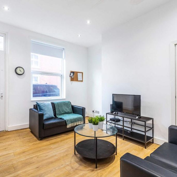 4 bedroom house to rent - Photo 1