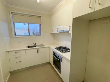 AFFORDABLE LIVING IN A PRIME LOCATION - Photo 3