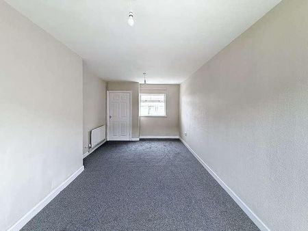 Community Drive, Stoke-on-trent, Staffordshire, St Qe, ST6 - Photo 3