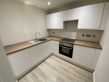 2 bedroom apartment to rent - Photo 3