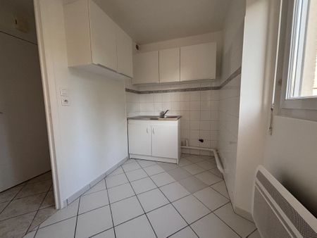 Location Appartement 3 pièces 53m² BRY SUR MARNE 94360 - Photo 2