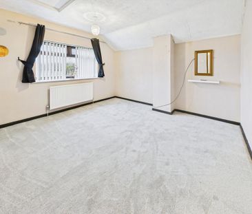 3 bedroom detached house to rent - Photo 4