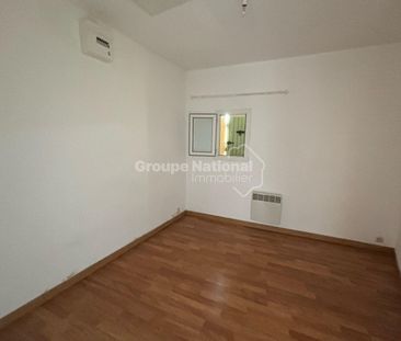 A LOUER - CARPENTRAS - MAISON DE VILLE, - Photo 3