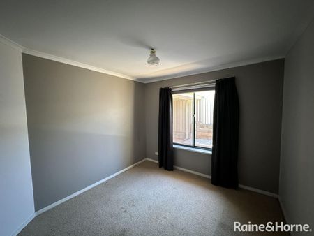 18 Hay Crescent, Blakeview, SA 5114 - Photo 2