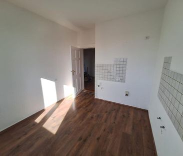 Großzügige, helle 5-Zimmer-Dachgeschosswohnung im Altbau – ruhige L... - Photo 6