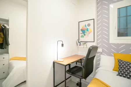 Carrer Banys de lAlmirall, Valencia, Valencian Community 46003 - Photo 3