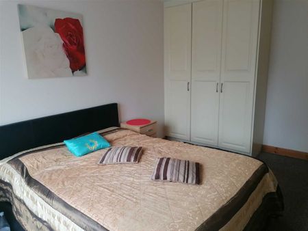 12 Fountain View, Bailieborough, County Cavan - Photo 2