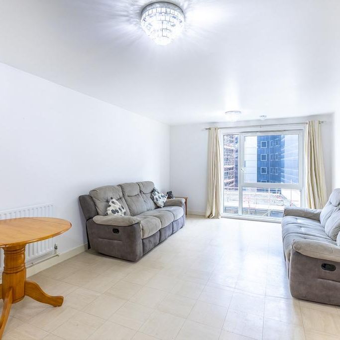 3 bedroom flat to rent - Photo 1