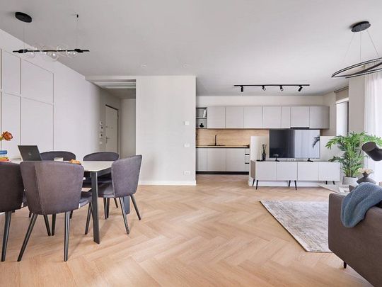APARTAMENT DE INCHIRIAT CU 3 CAMERE - PIPERA // Pet friendly - Fotografie 1