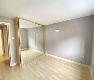A modern apartment set in vibrant Chatham. - Photo 3