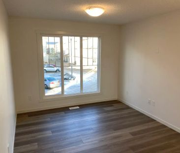 SF129 - 2 Bedroom 1.5 Bath Townhouse in Crystallina Nera, NE Edmont... - Photo 5