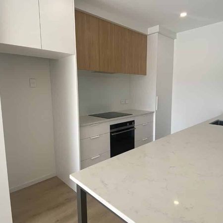 Modern Townhouse in Paremata - Photo 3