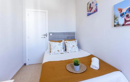 Calle Honorato Juan, Valencia, Valencian Community 46007 - Photo 3