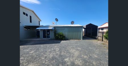 Dream Family Home with Massive Workshop & Dual Access - Tradies' Paradise! - Photo 3