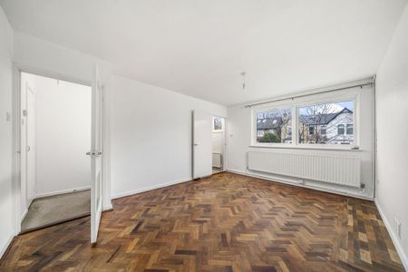 2 bedroom maisonette to rent - Photo 4