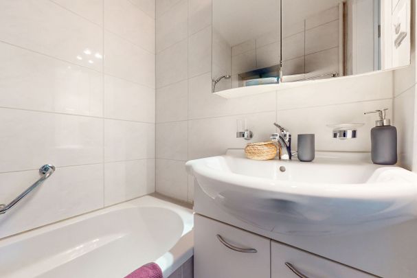 Lichtdurchflutetes Zuhause: Moderne 4-Zimmer-Wohnung mit Charme in Olten! - Photo 1