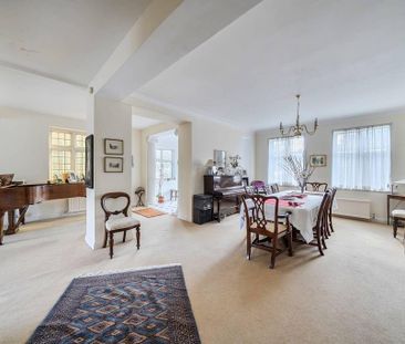 4 bedroom detached house to rent - Photo 2