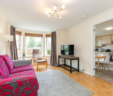 2 Bed Flat, Dicksonfield, EH7 - Photo 2