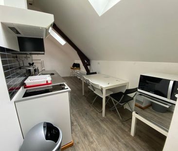 Location Appartement 1 pièce Meublé 19m² CHATEAUBRIANT 44110 - Photo 2