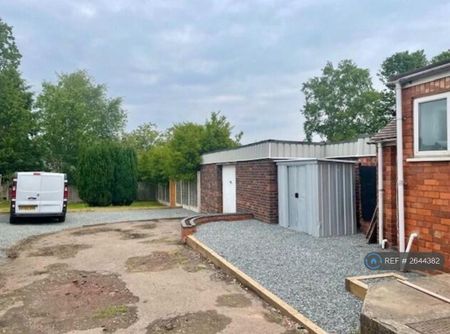 1 bedroom in a house share to rent - Photo 4