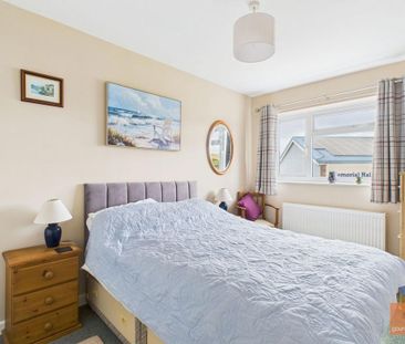 3 bedroom end of terrace house to rent - Photo 5
