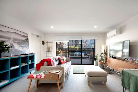 Ground Floor 1-Bedroom Apartment in Prime Belconnen Location - Photo 5