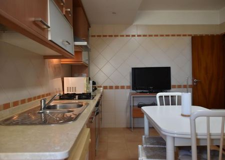 Apartamento a 200 m da Universidade -1 vaga em Janeiro de 2027 (quarto 3) - Photo 4