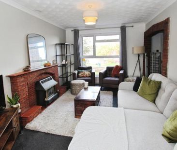 A great opportunity to rent a well presented three bedroom house in... - Photo 4