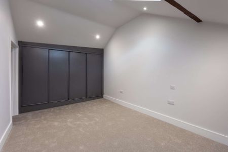 3 bedroom penthouse apartment in York city centre - Photo 4