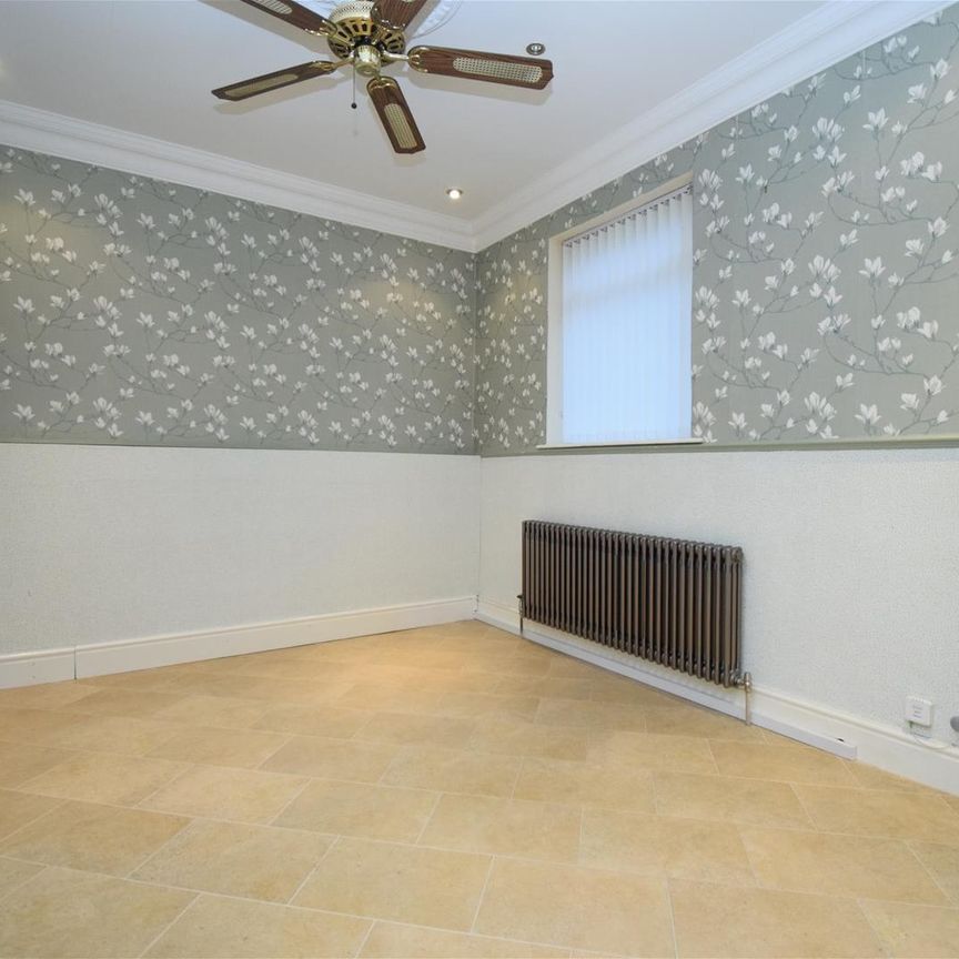 High Street, Horbury, Wakefield - Photo 1