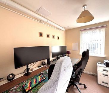 Lynmouth Road, Swindon, Wilts, SN2 - Photo 6