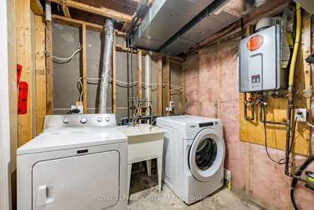 For Lease - 176 Wright Avenue Unit# BSMT, Toronto, Ontario - Photo 2